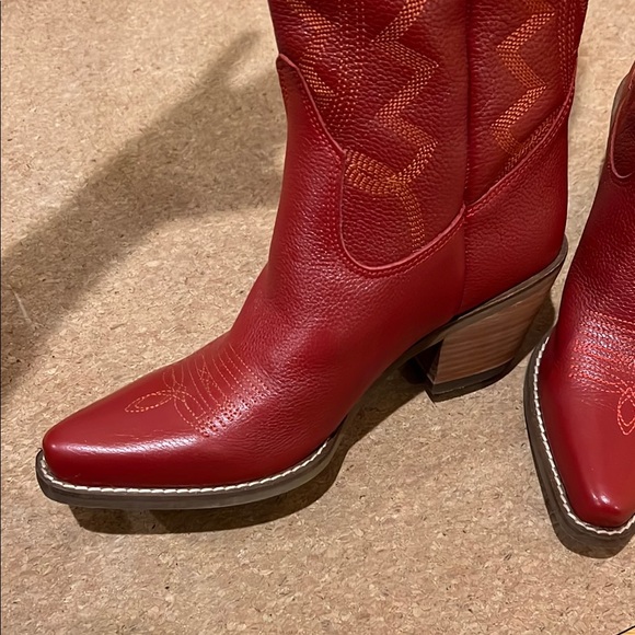 Dingo Red Heeled Boots - Picture 3 of 5